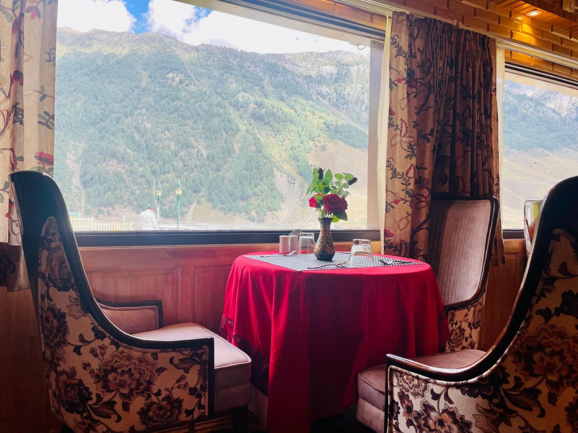 Hotel Village Walk Sonamarg Exterior photo
