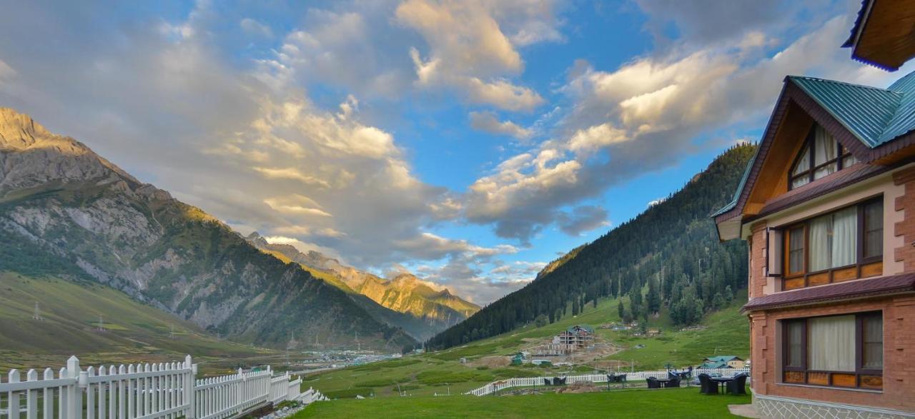Hotel Village Walk Sonamarg Exterior photo