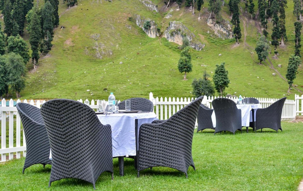 Hotel Village Walk Sonamarg Exterior photo